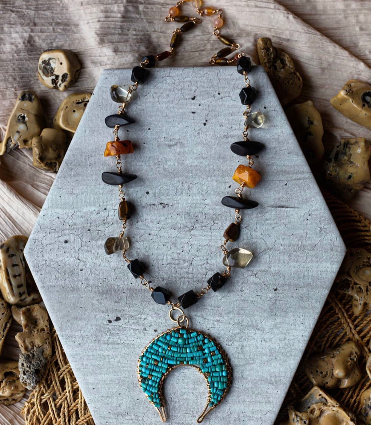 Naja Moon Talisman (Turquoise)