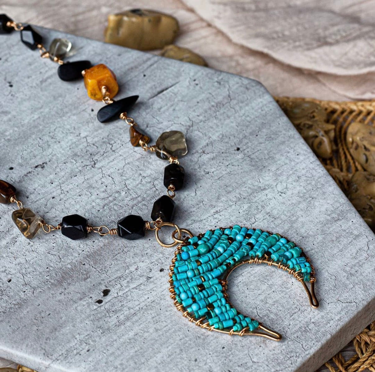 Naja Moon Talisman (Turquoise)